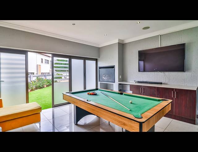5 BEDROOM FREESTANDING FOR SALE IN ASPEN HILLS